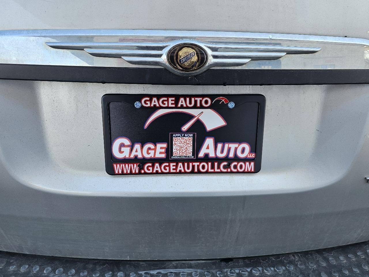 Chrysler Town & Country Touring 2010