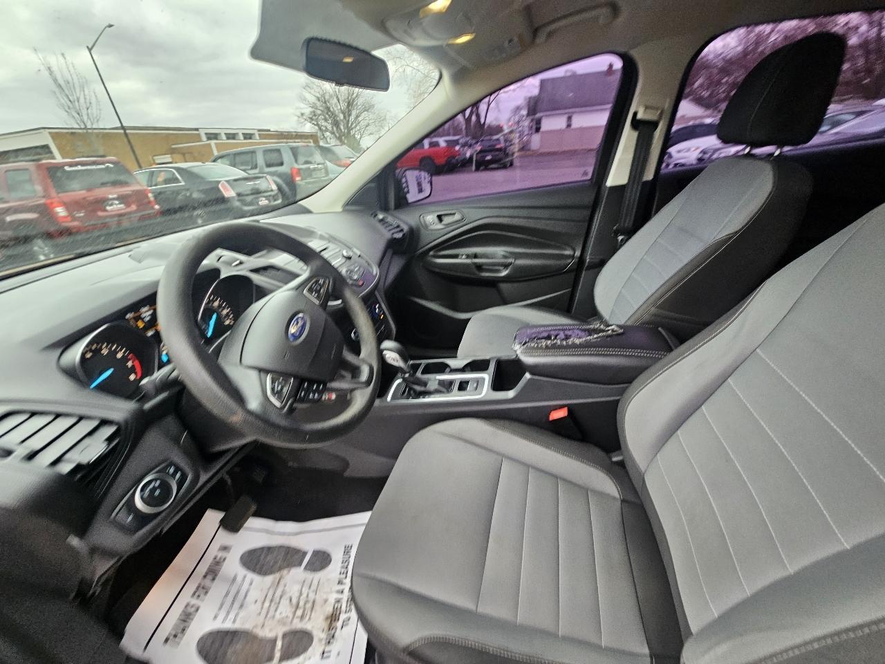 Ford Escape S FWD 2017