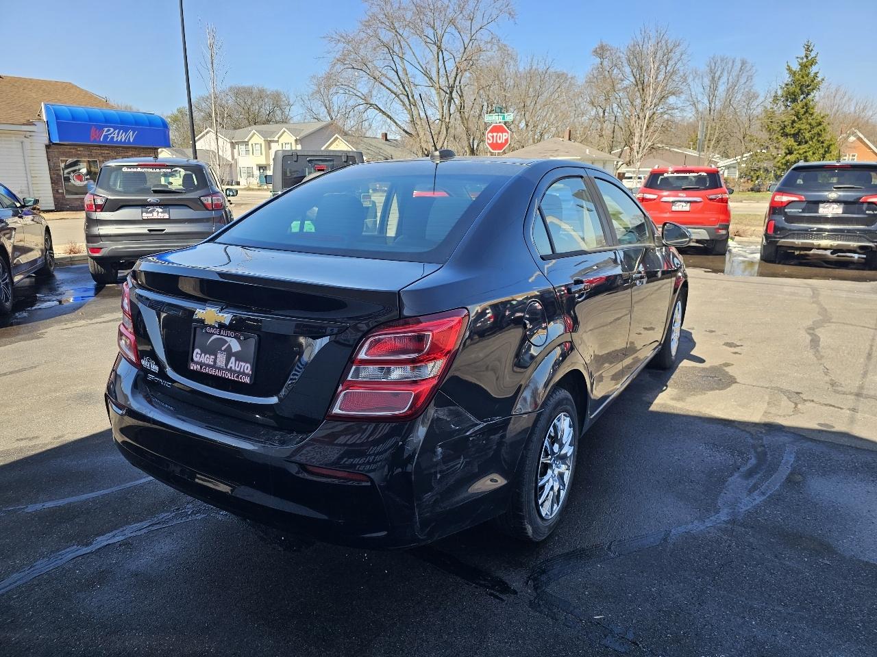 Chevrolet Sonic LS Auto Sedan 2018