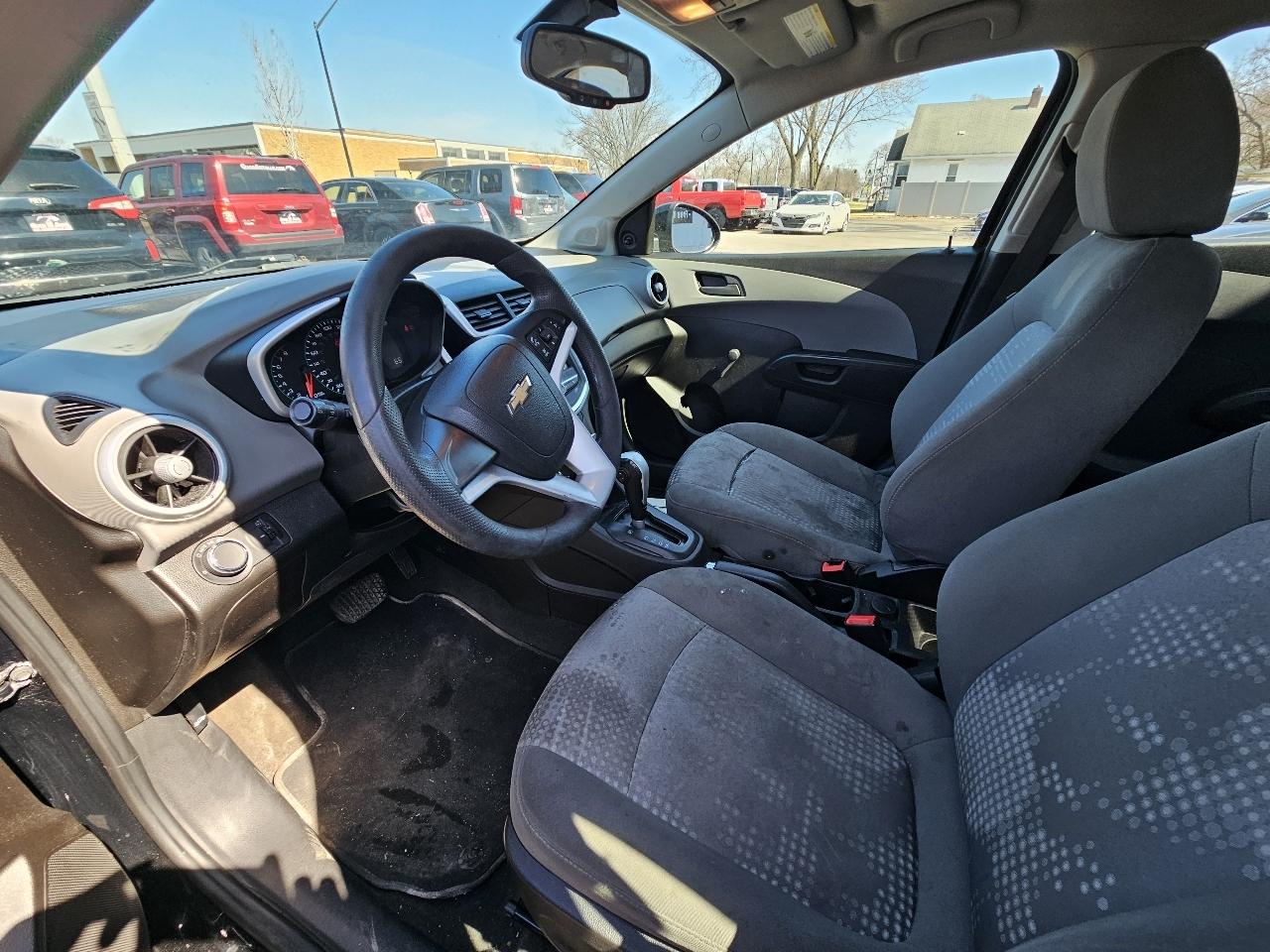 Chevrolet Sonic LS Auto Sedan 2018