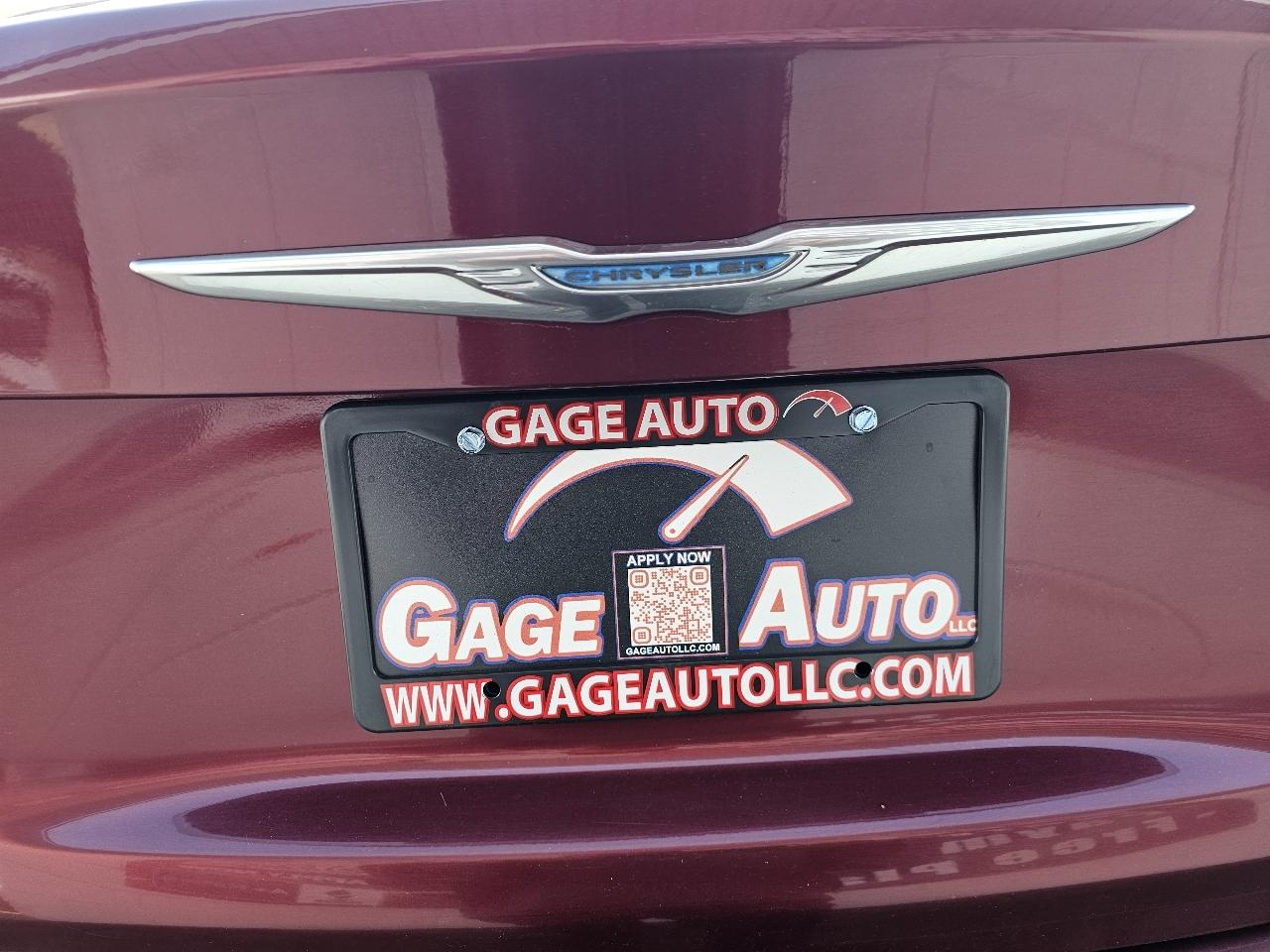 Chrysler 200 LX 2016