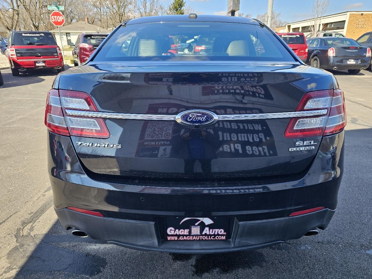 Ford Taurus SEL FWD 2014