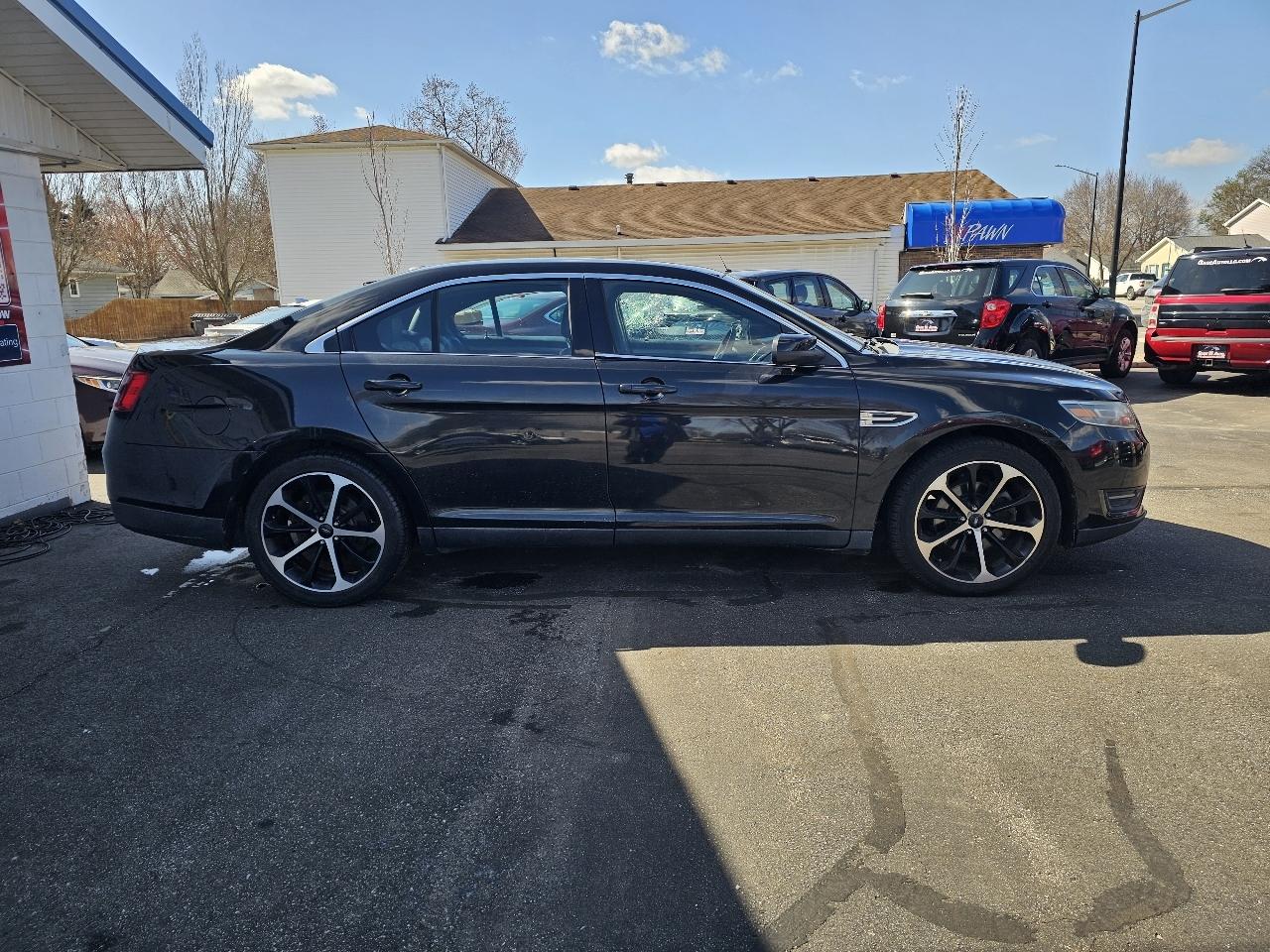 Ford Taurus SEL FWD 2014