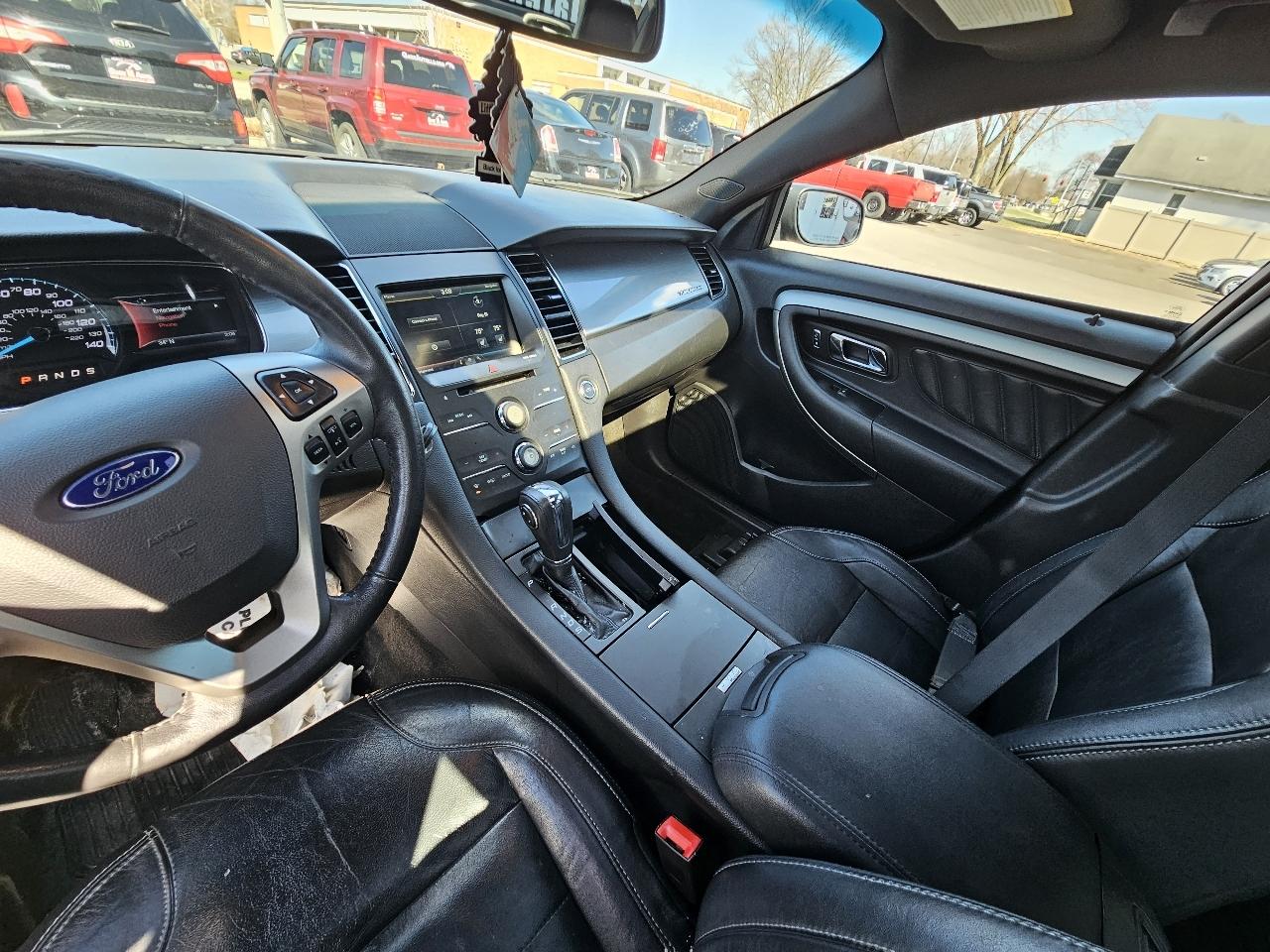 Ford Taurus SEL FWD 2014