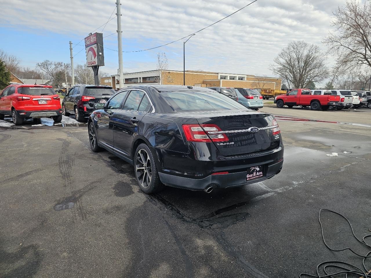 Ford Taurus SEL FWD 2014