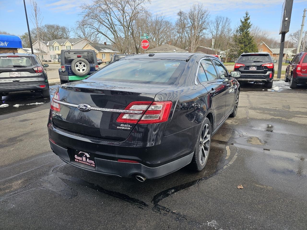 Ford Taurus SEL FWD 2014