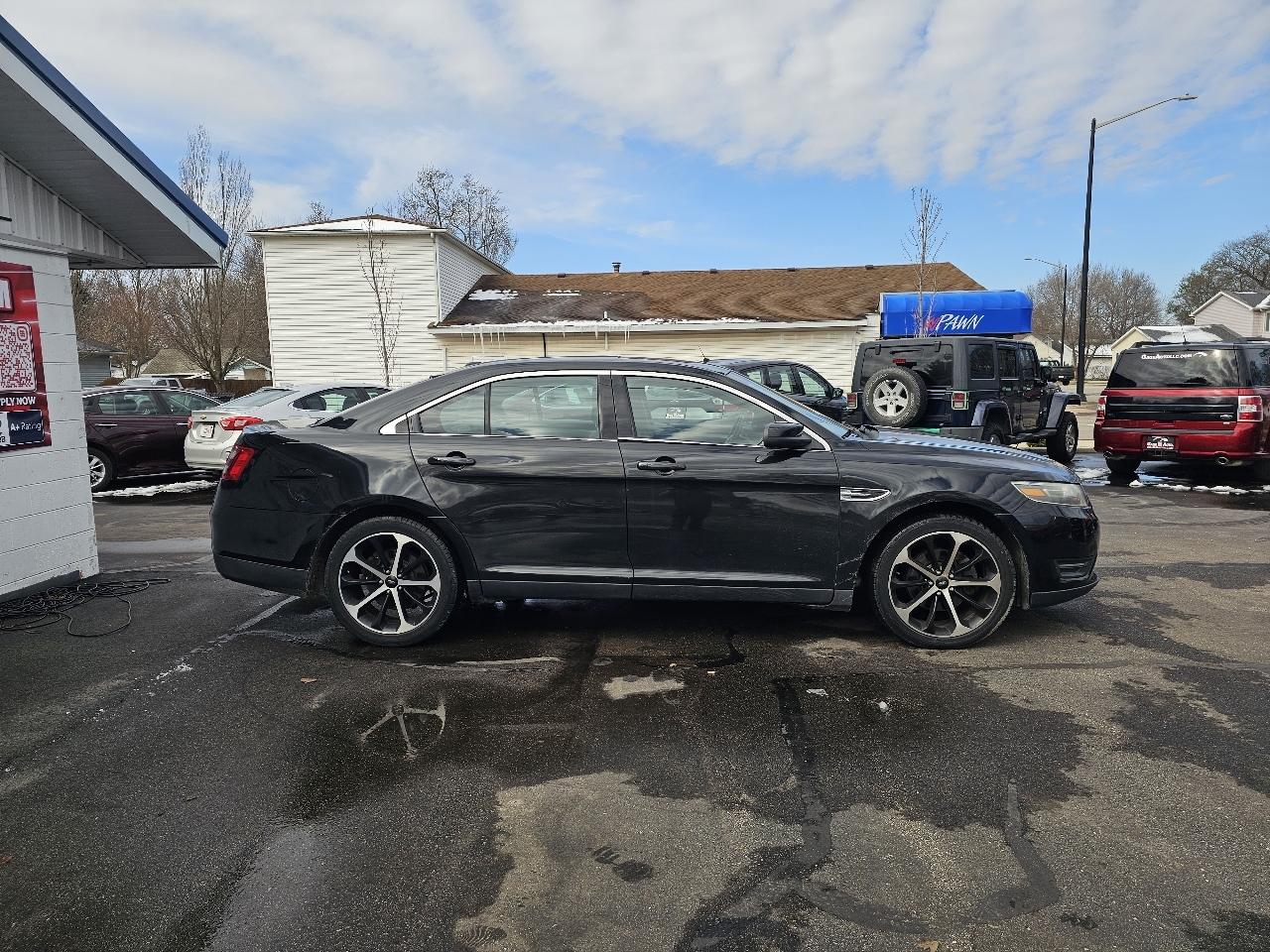Ford Taurus SEL FWD 2014