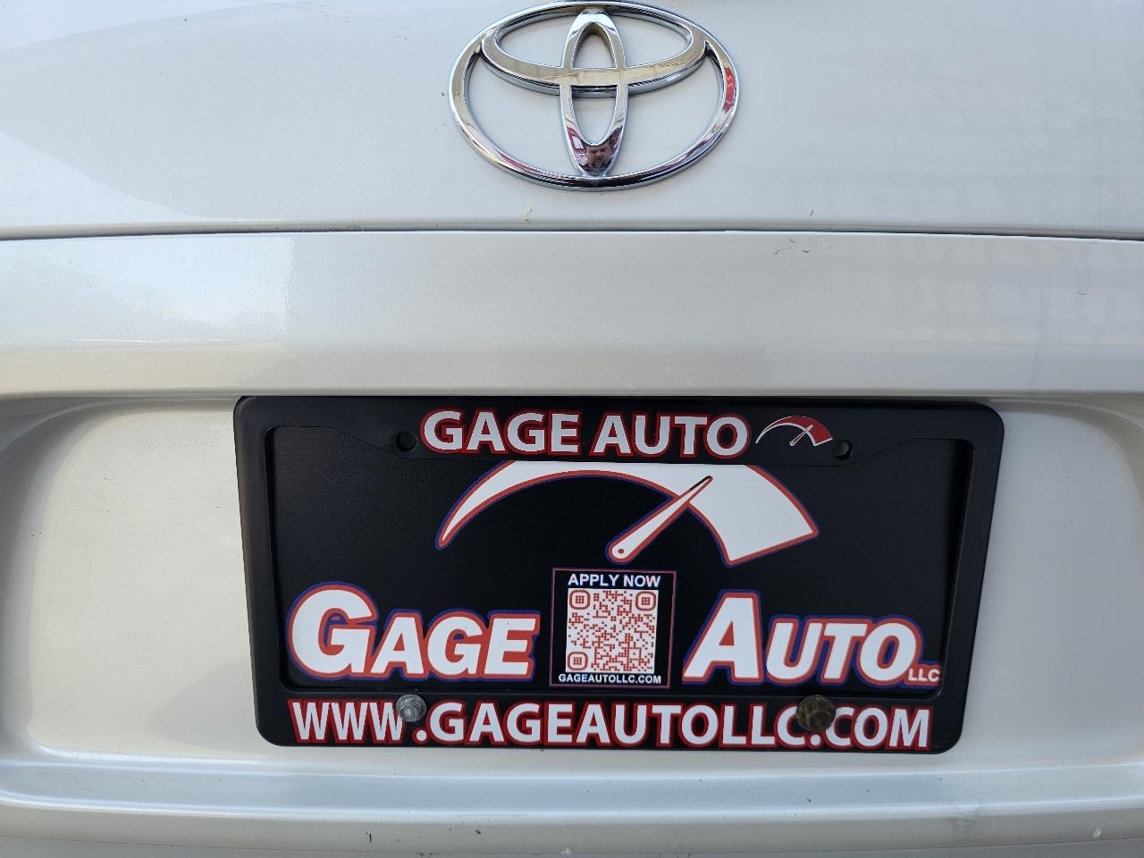 Toyota Sequoia Limited 4WD 2005