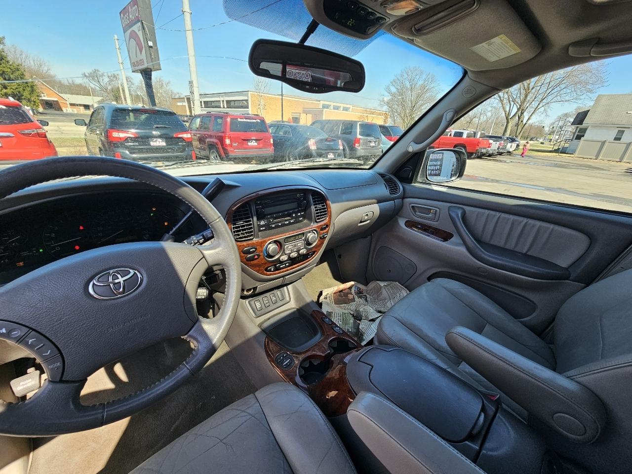 Toyota Sequoia Limited 4WD 2005