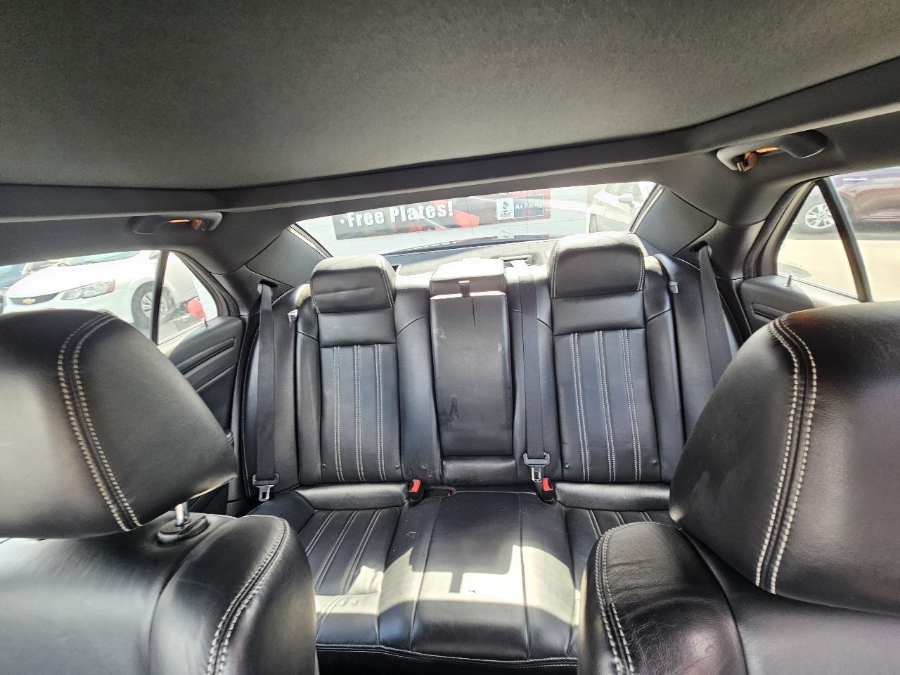 Chrysler 300 S V6 RWD 2012