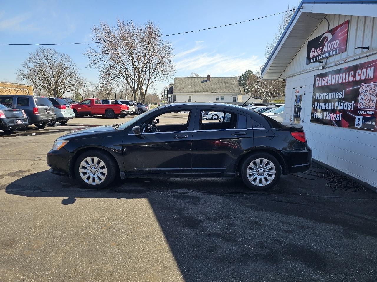 Chrysler 200 LX 2012