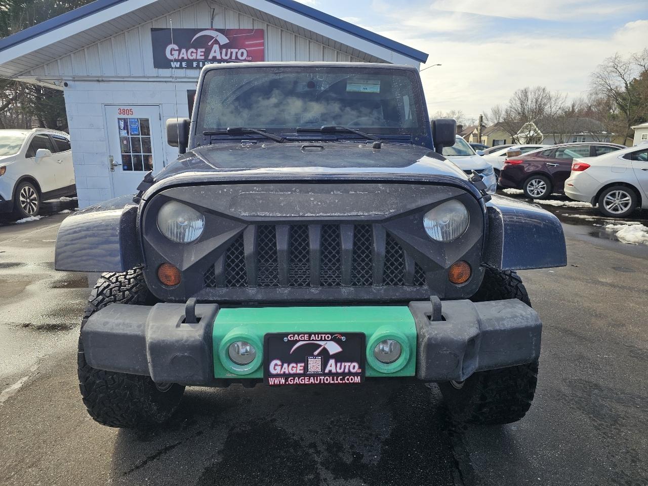 Jeep Wrangler Unlimited Sahara 4WD 2013