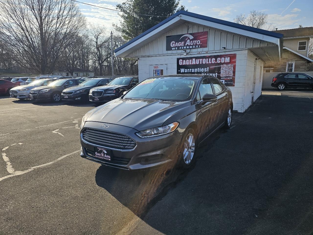 Ford Fusion SE 2016