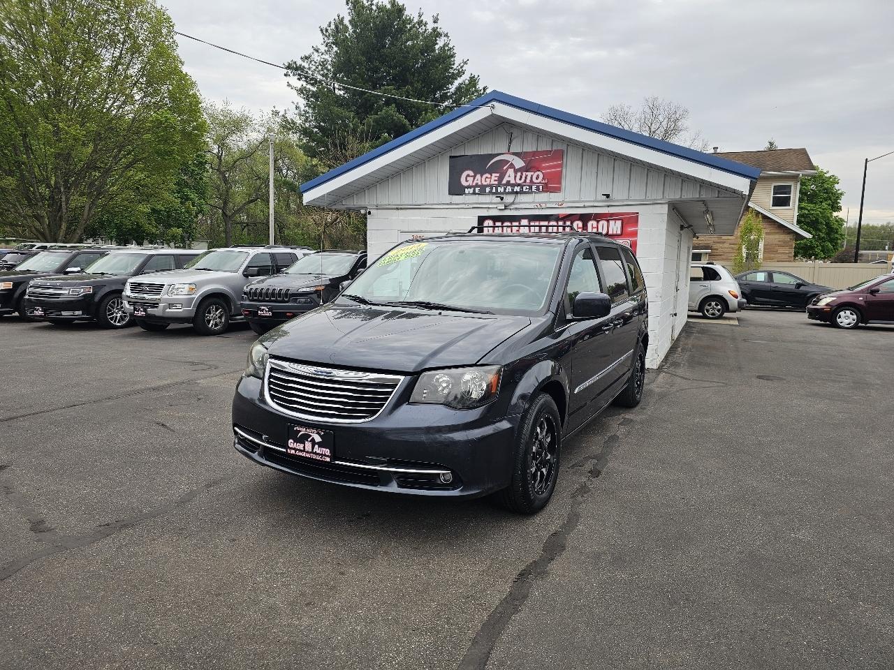 Chrysler Town & Country Touring 2014