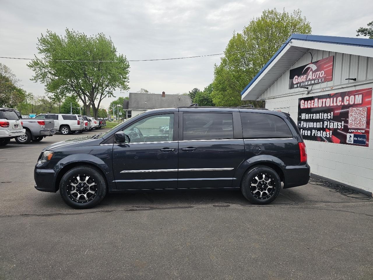 Chrysler Town & Country Touring 2014