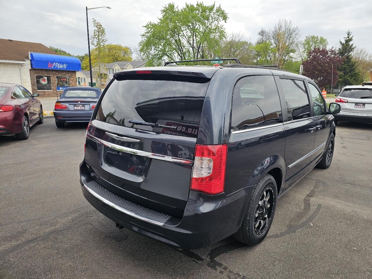 Chrysler Town & Country Touring 2014