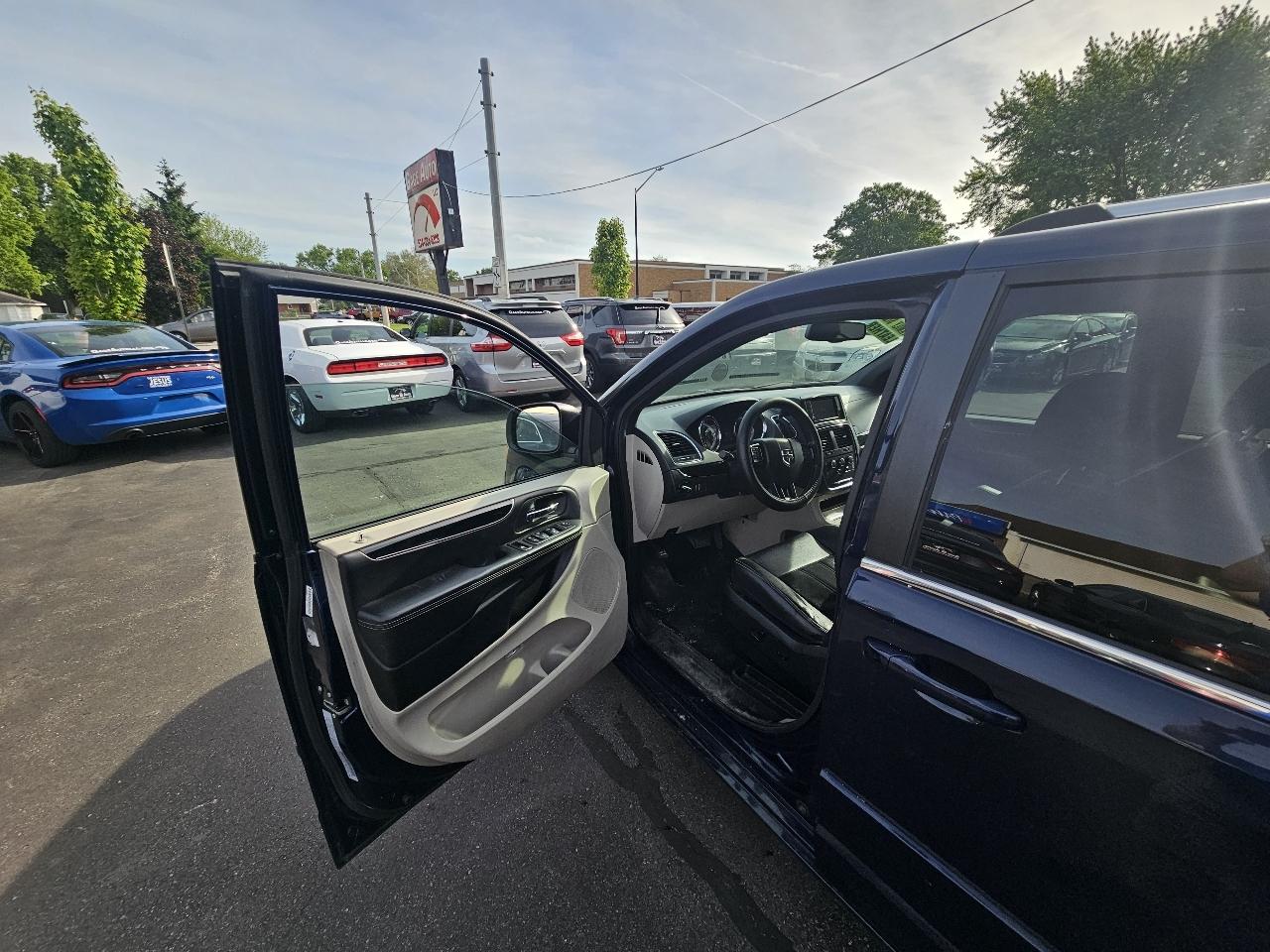 Dodge Grand Caravan SXT 2017