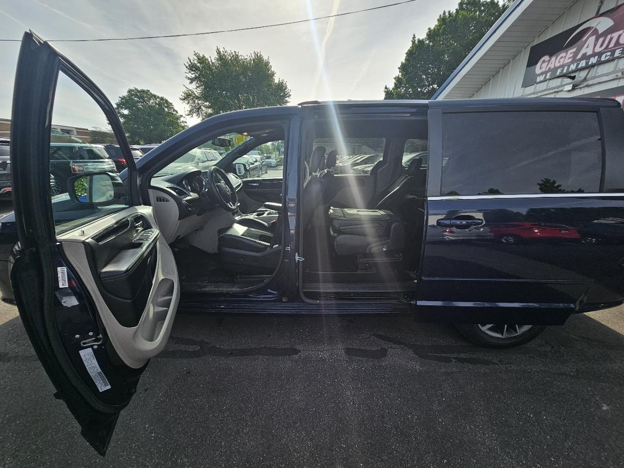 Dodge Grand Caravan SXT 2017