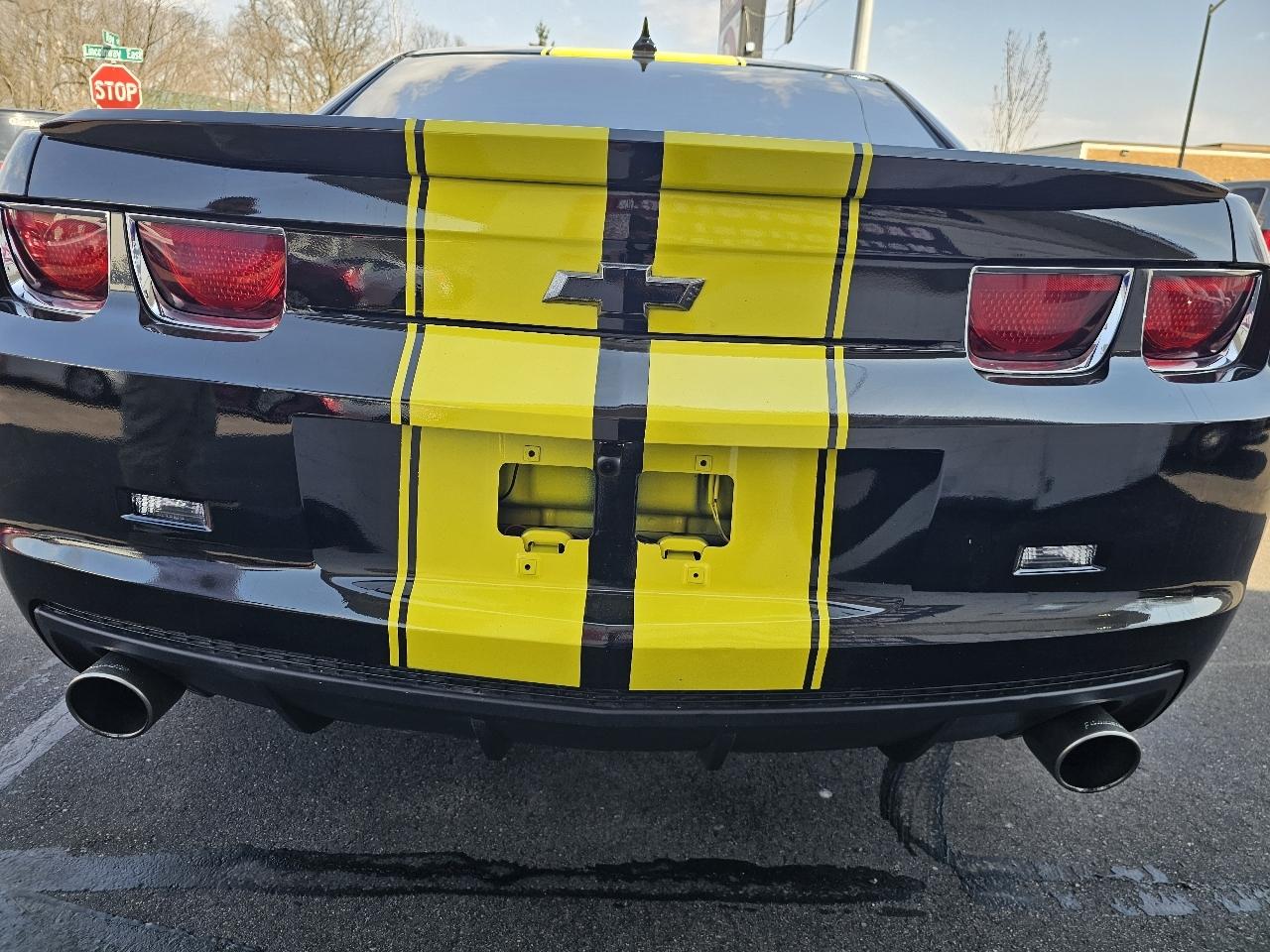Chevrolet Camaro Coupe 1LT 2012
