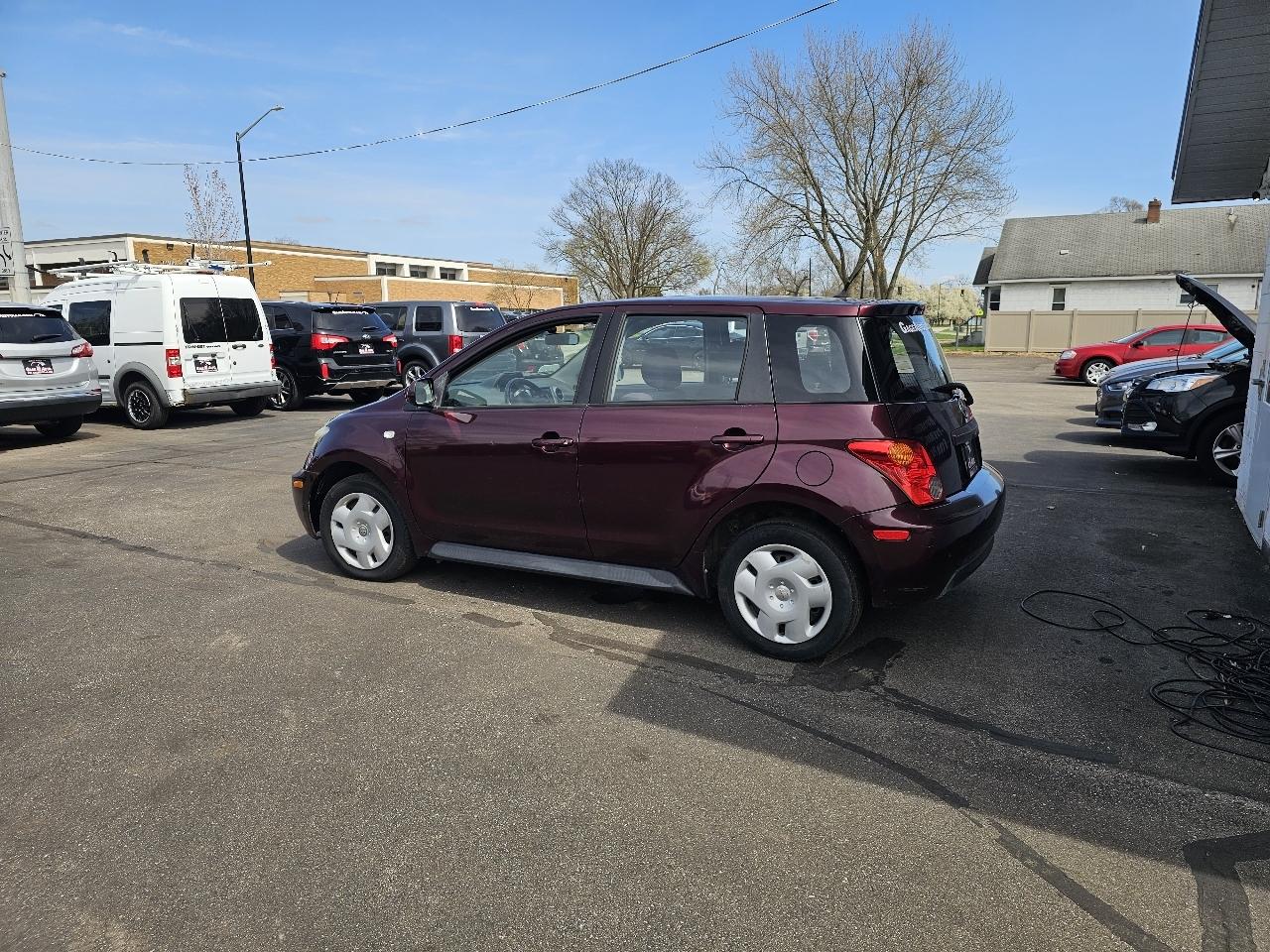 Scion xA  2005