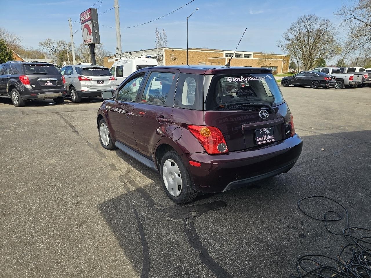 Scion xA  2005