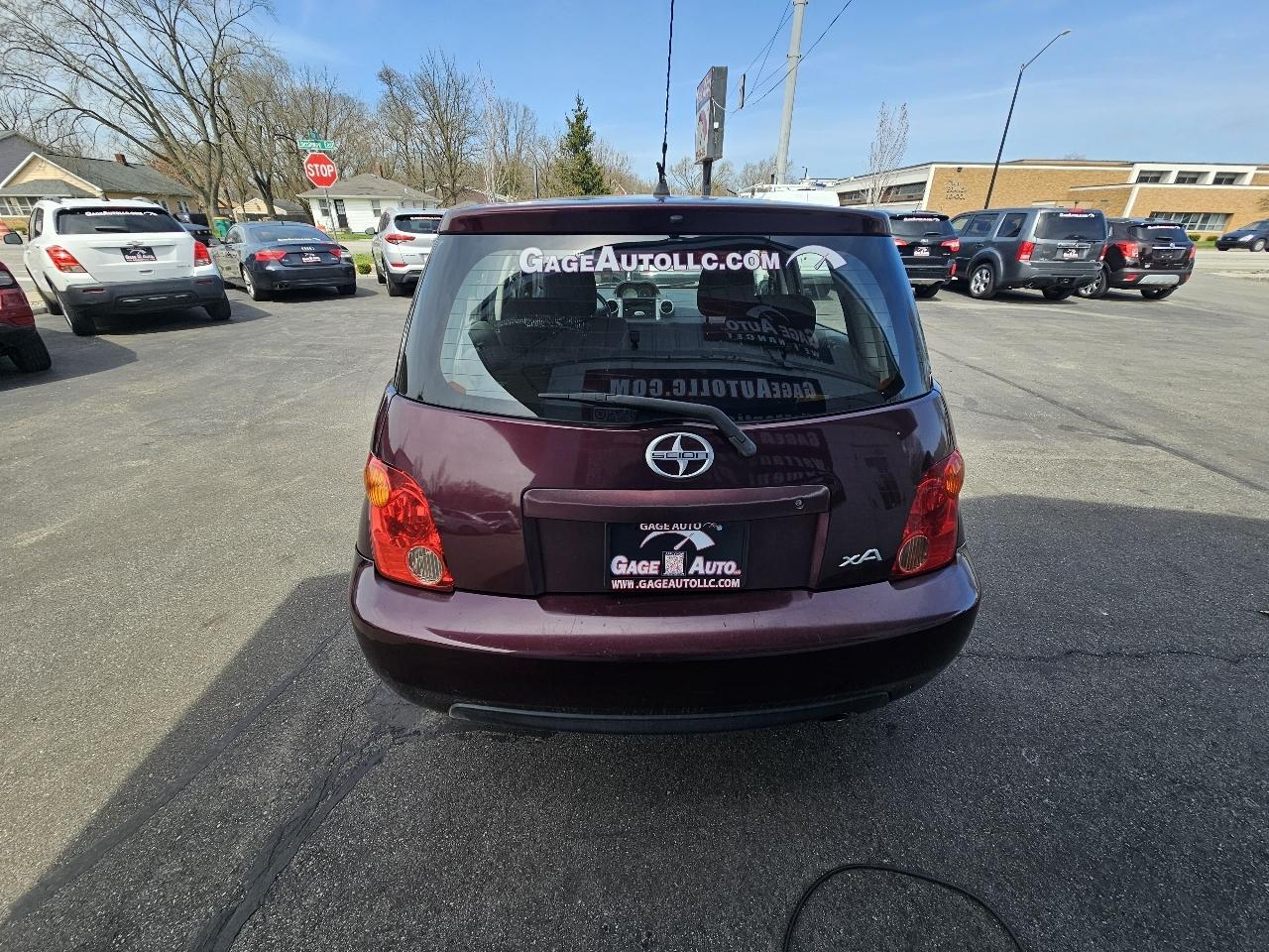 Scion xA  2005