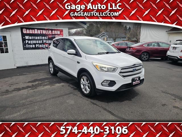 White 2017 Ford Escape SE AWD SUV / Crossover All-Wheel Drive Automatic