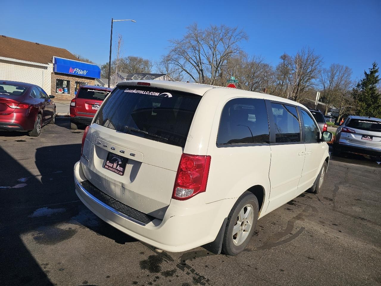 Dodge Grand Caravan SE 2012