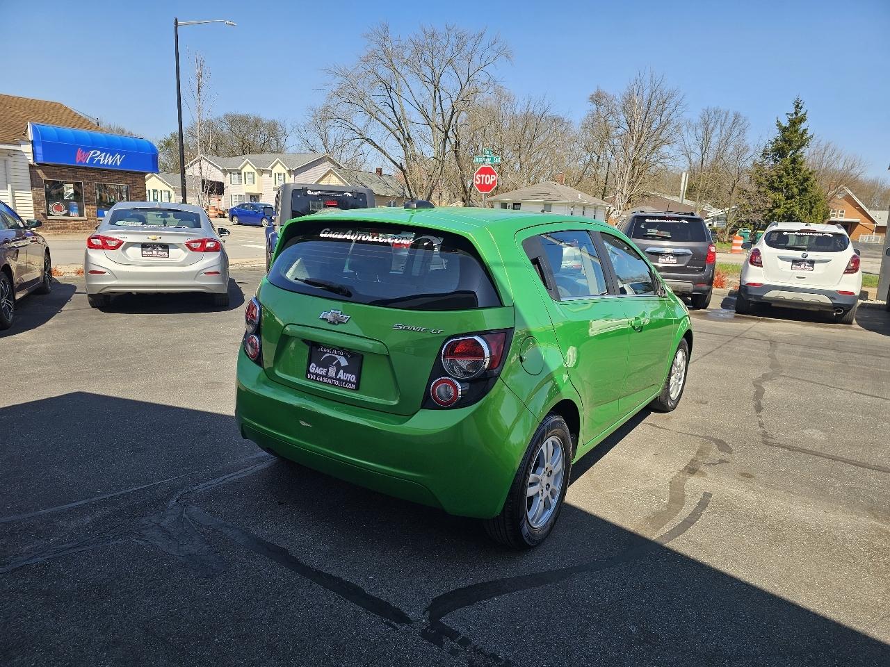 Chevrolet Sonic LT Auto 5-Door 2016