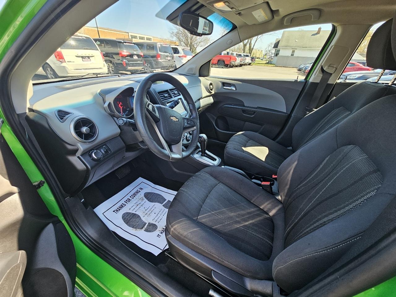 Chevrolet Sonic LT Auto 5-Door 2016