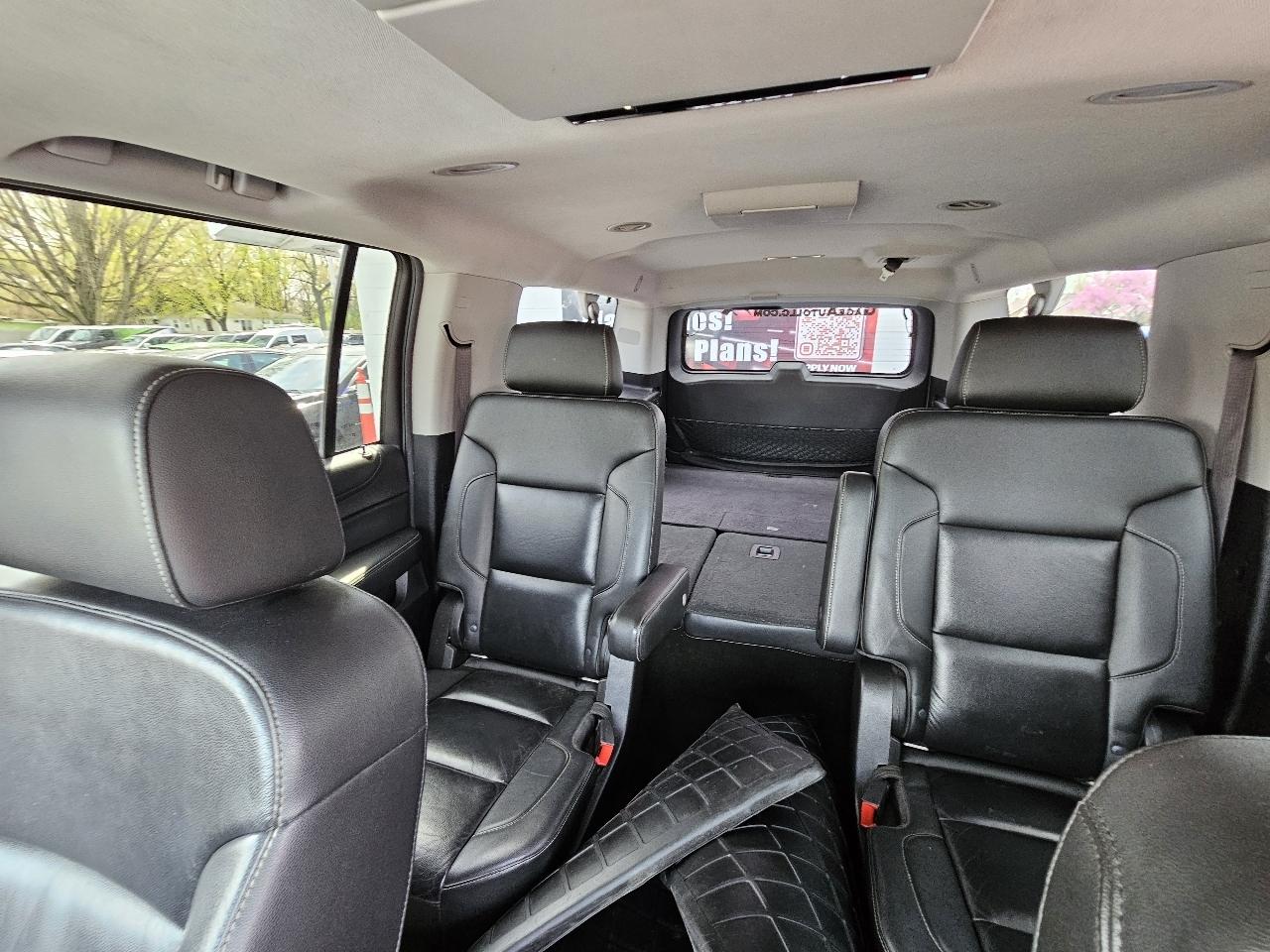 Chevrolet Suburban LT 4WD 2016