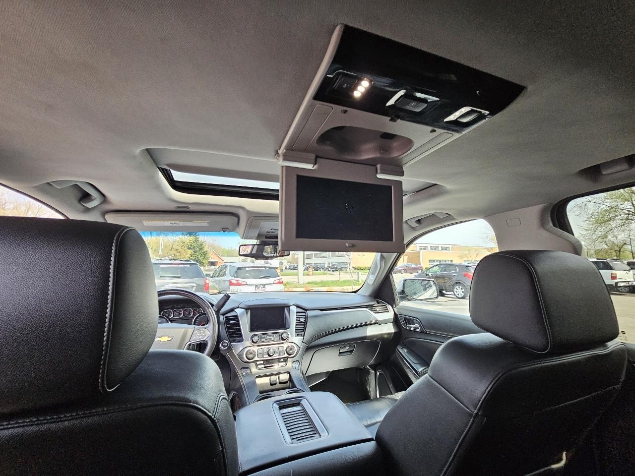 Chevrolet Suburban LT 4WD 2016