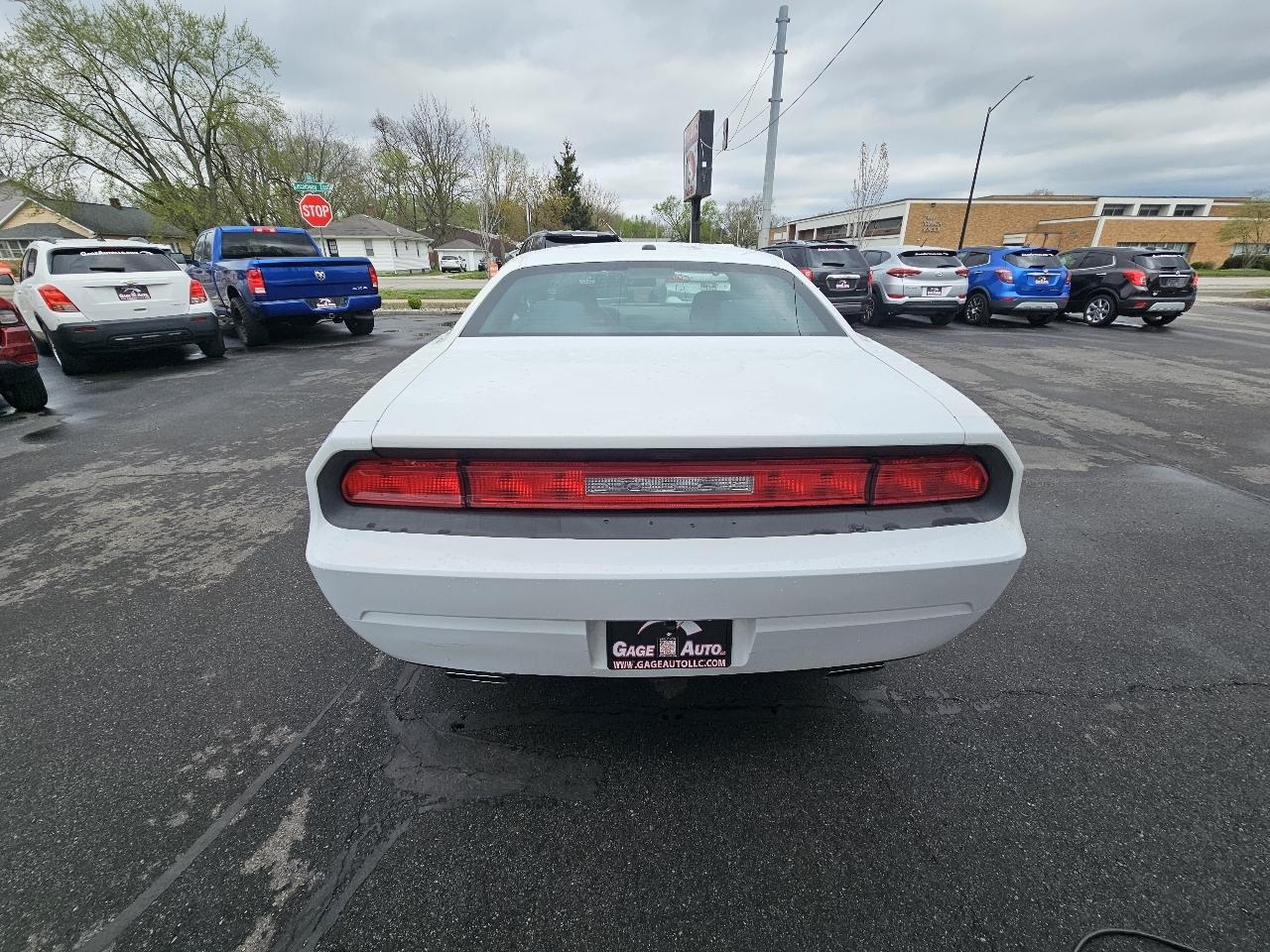 Dodge Challenger SXT 2013