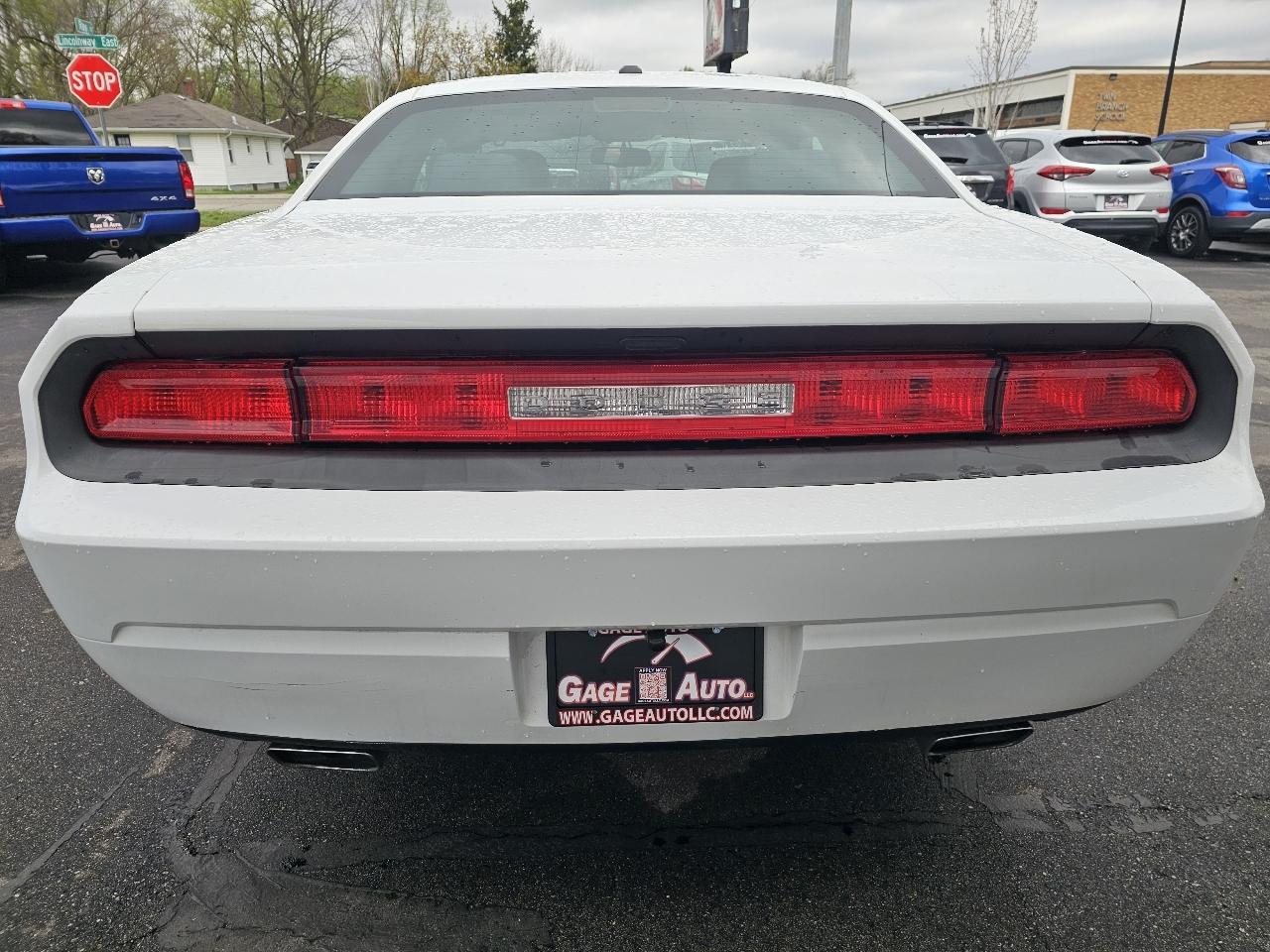 Dodge Challenger SXT 2013