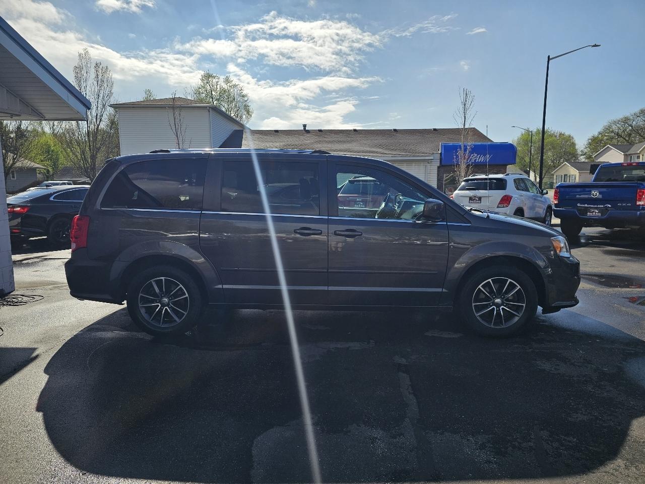 Dodge Grand Caravan SXT 2017