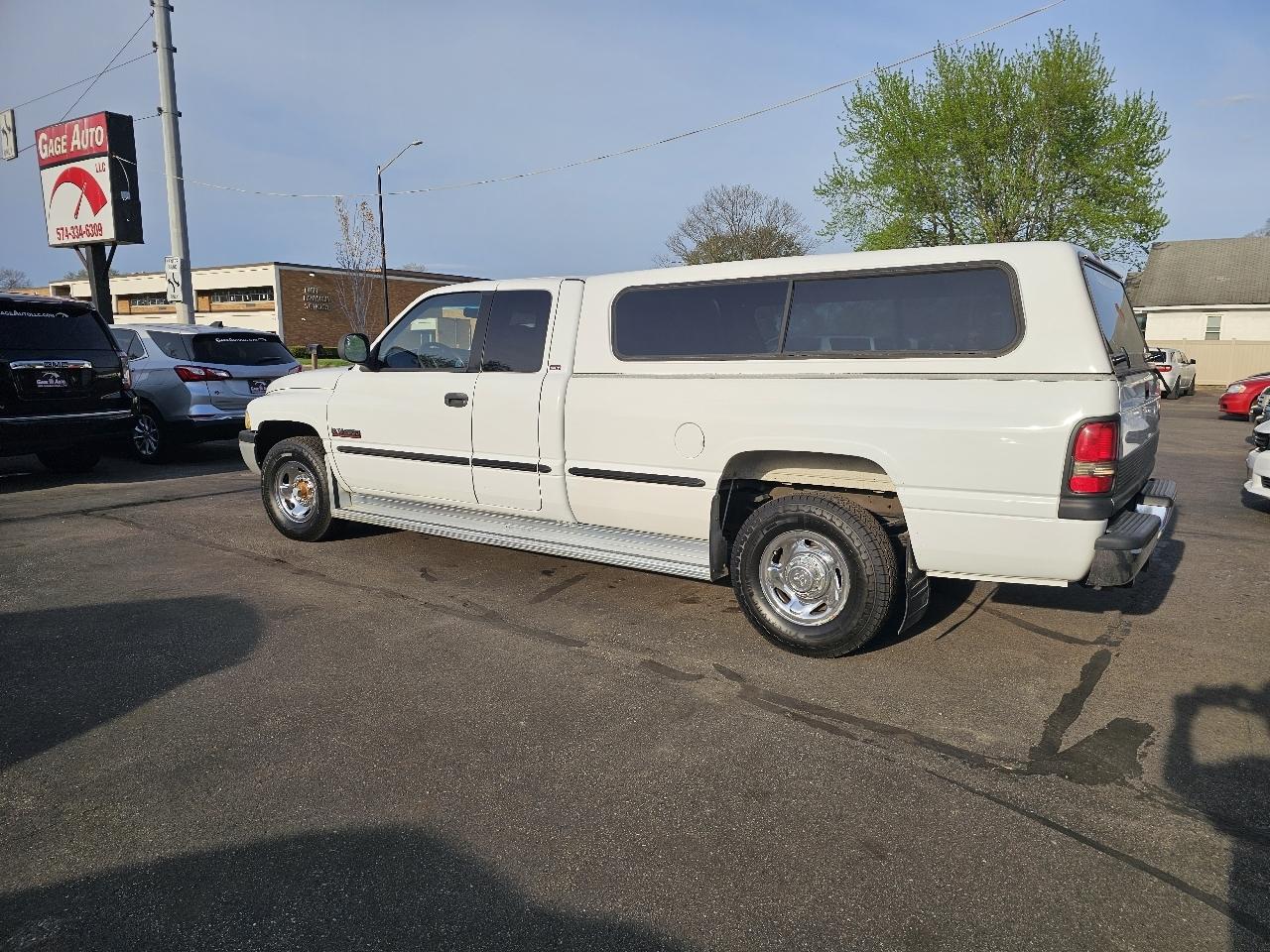 Dodge Ram 2500 Quad Cab Short Bed 2WD 1999