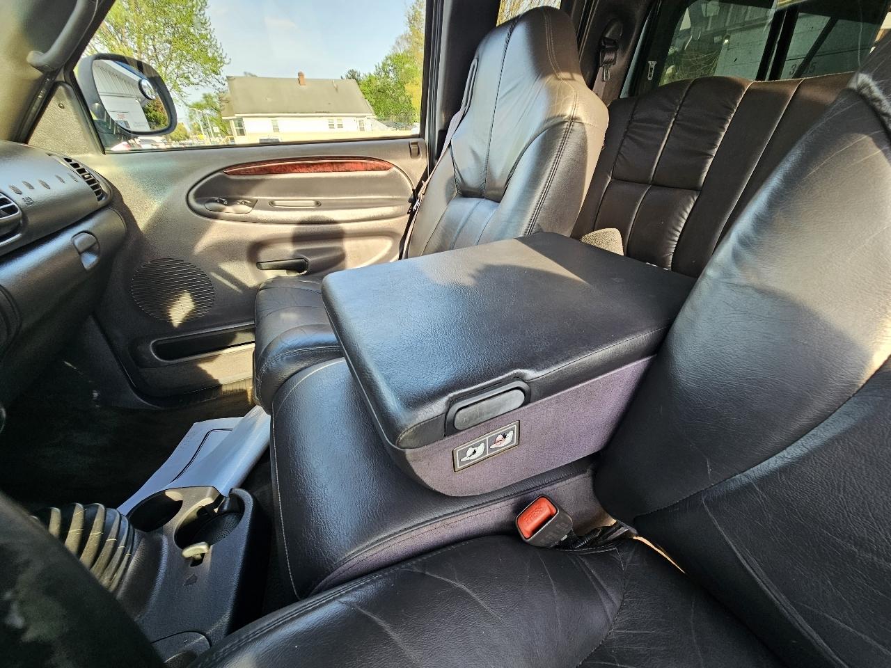 Dodge Ram 2500 Quad Cab Short Bed 2WD 1999