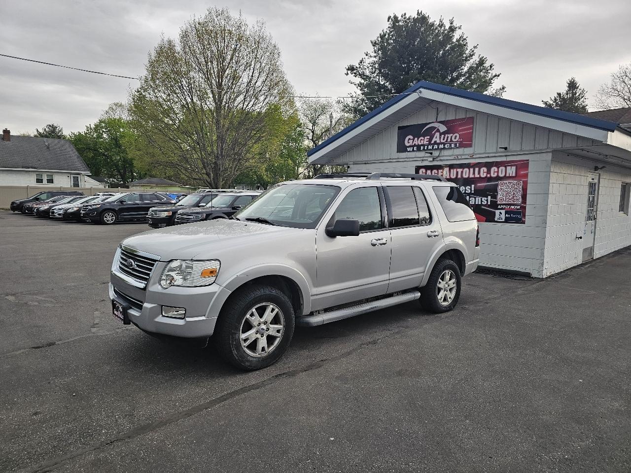 Ford Explorer XLT 4.0L 4WD 2010