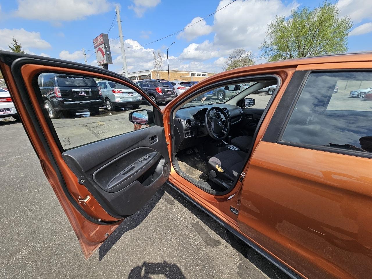 Mitsubishi Mirage ES 5M 2019