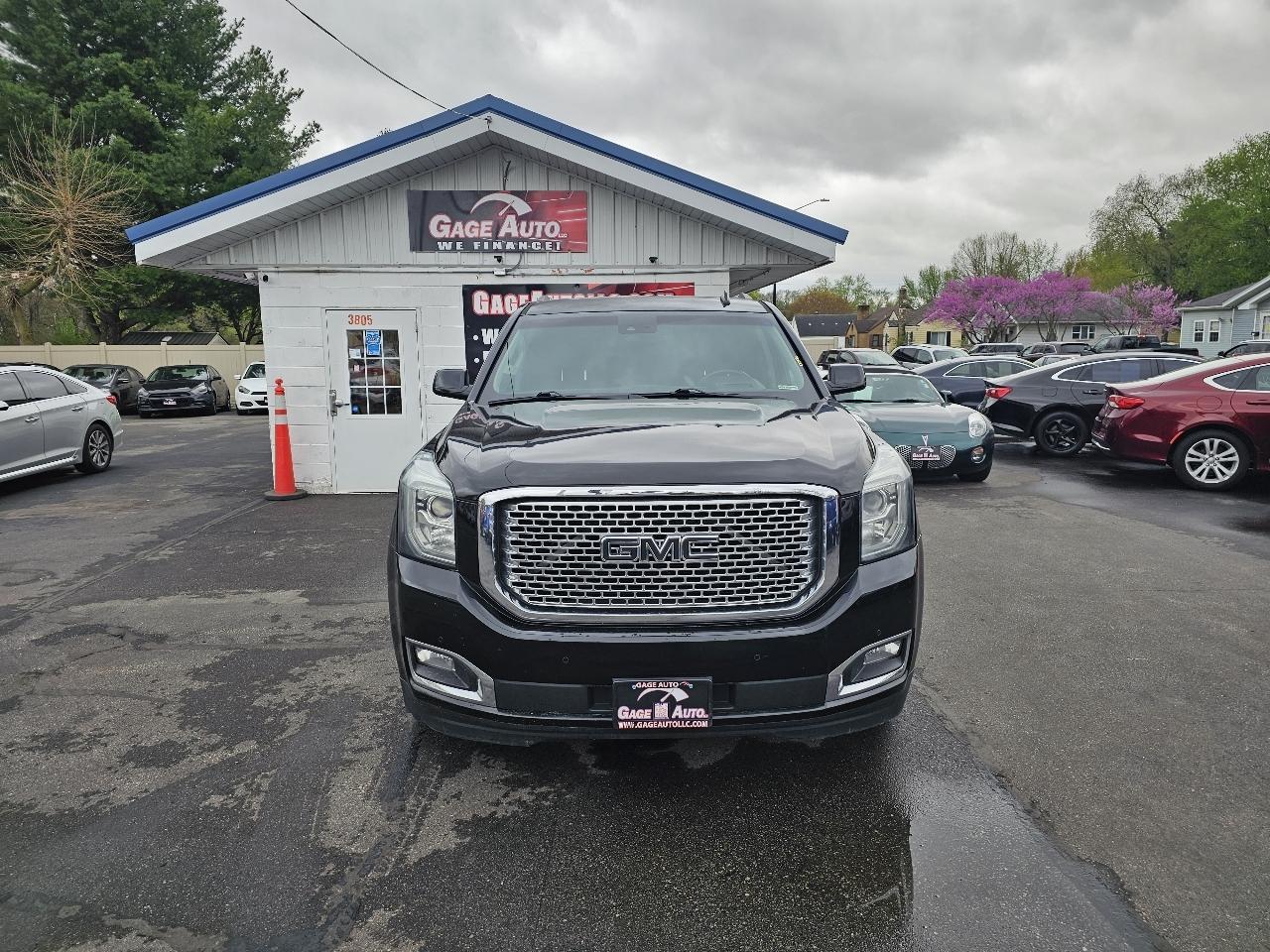 GMC Yukon Denali 4WD 2015