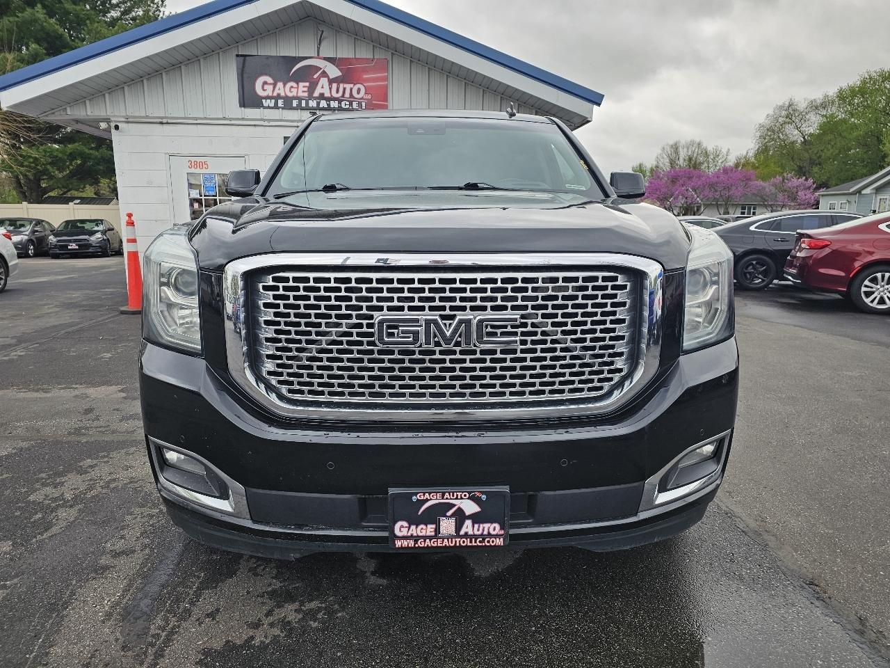 GMC Yukon Denali 4WD 2015