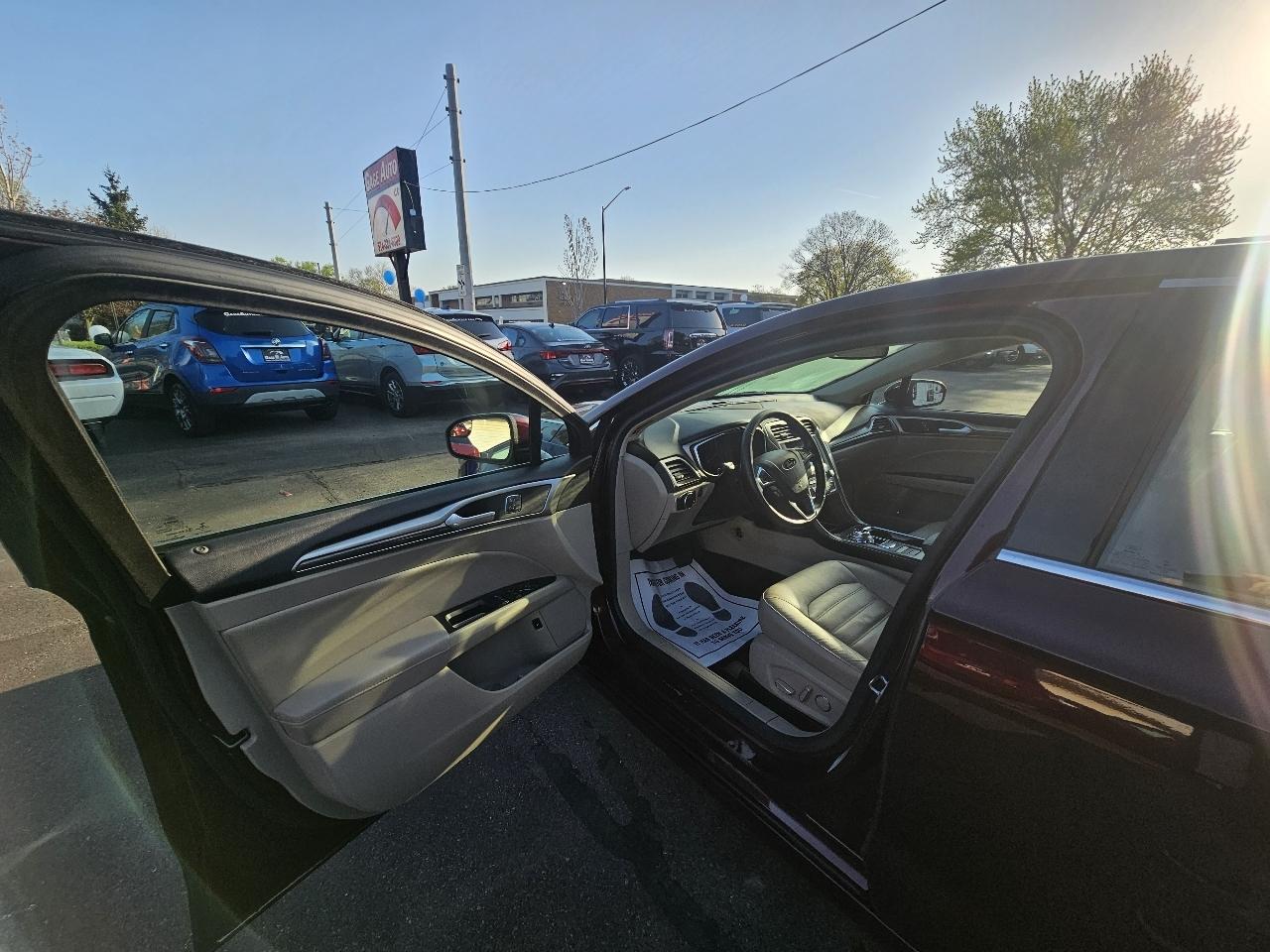 Ford Fusion Hybrid SE 2018