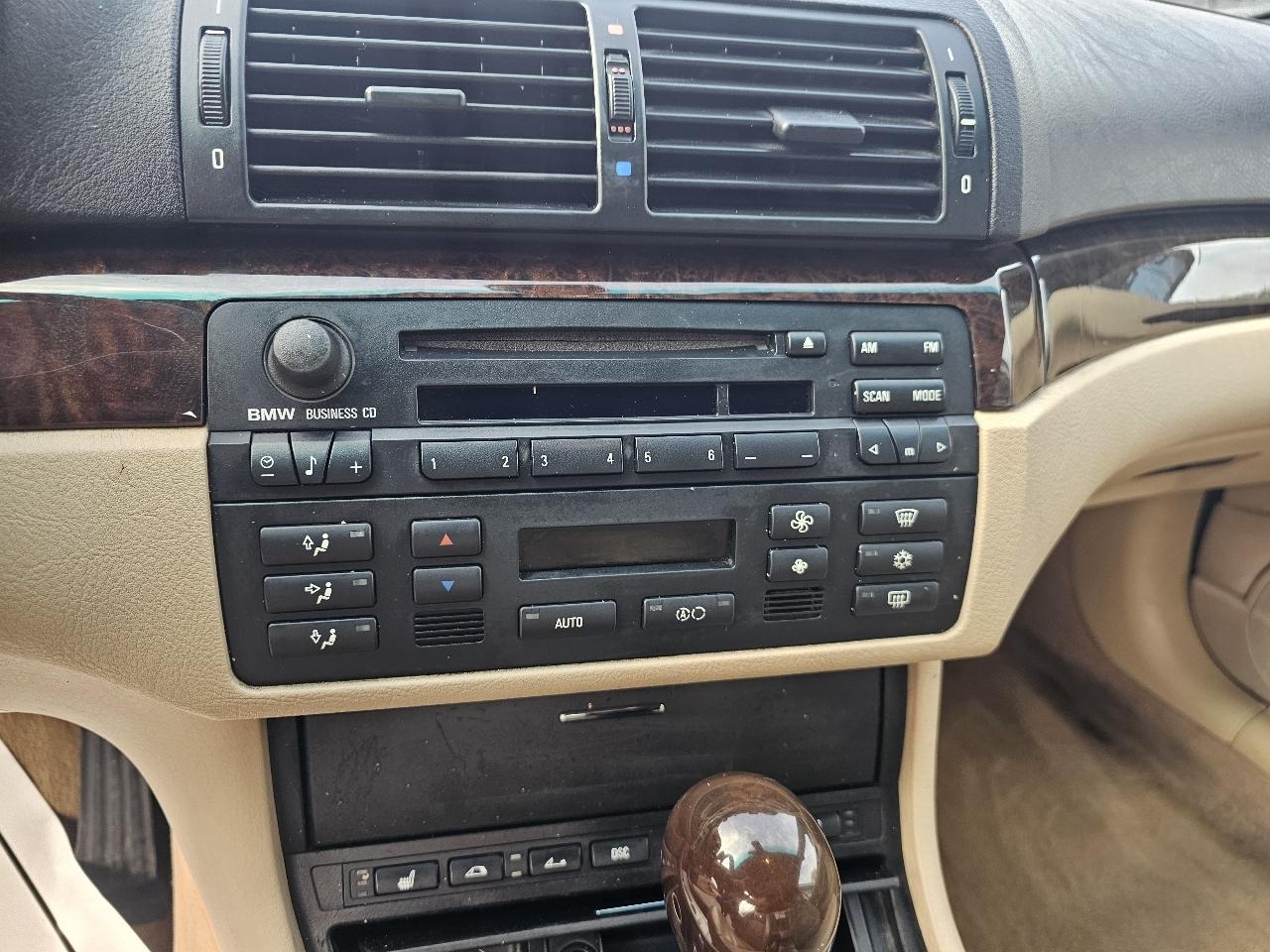 BMW 3-Series 325Ci convertible 2004