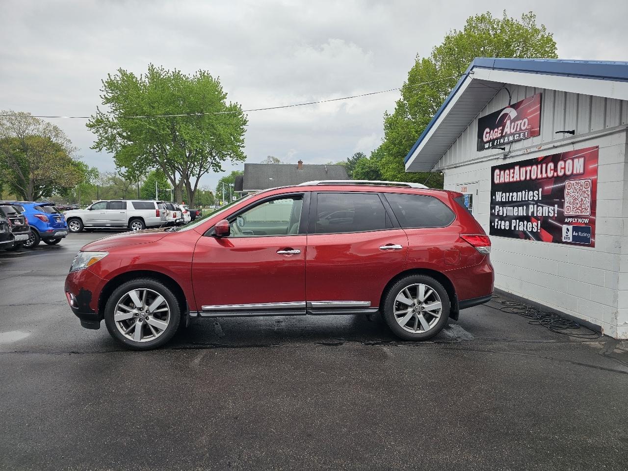 Nissan Pathfinder S 4WD 2014