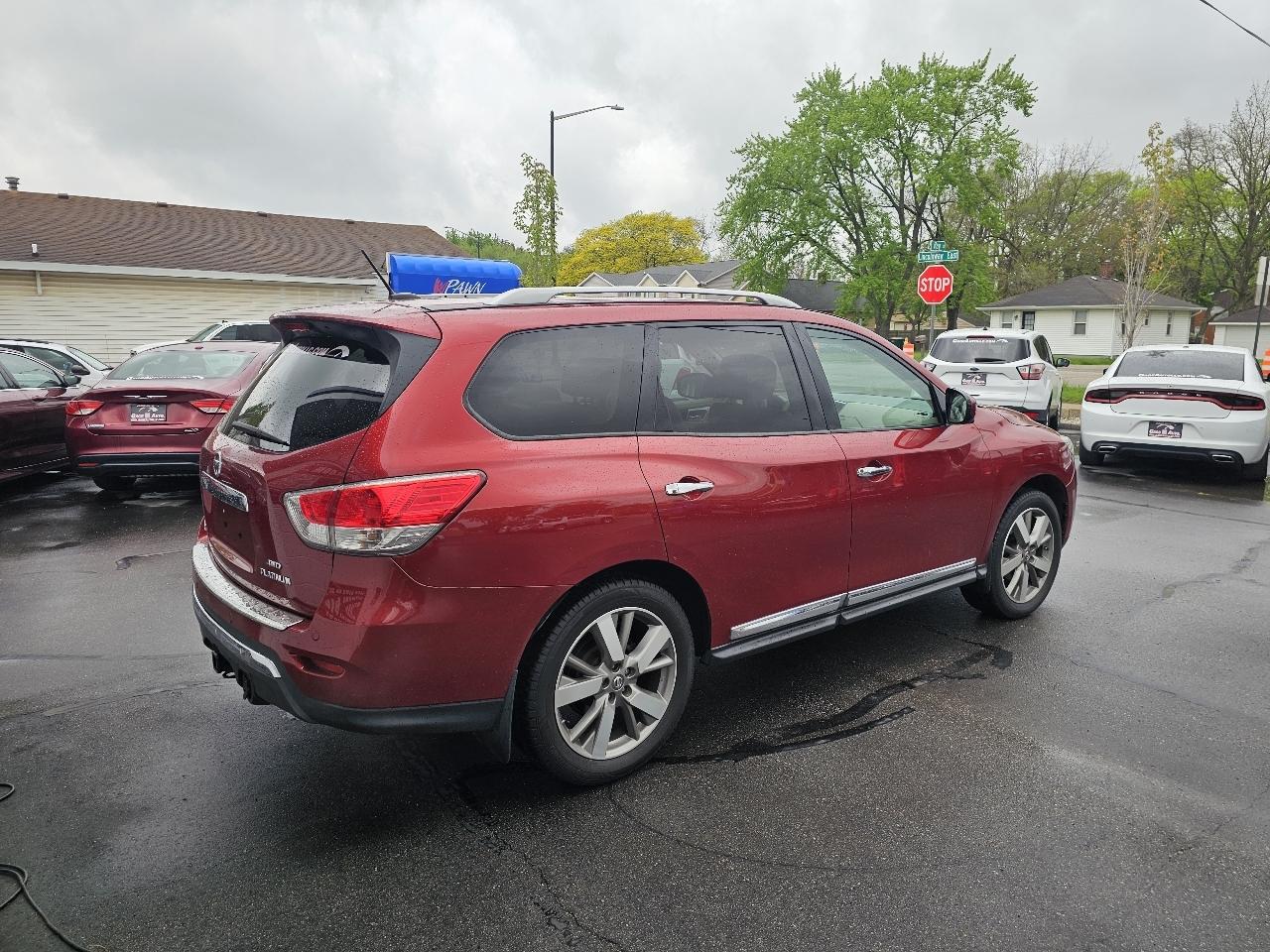 Nissan Pathfinder S 4WD 2014