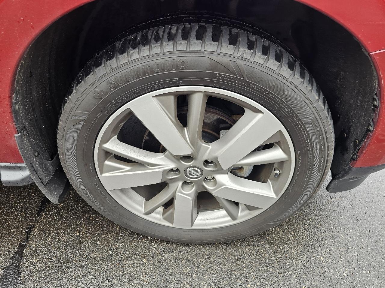 Nissan Pathfinder S 4WD 2014