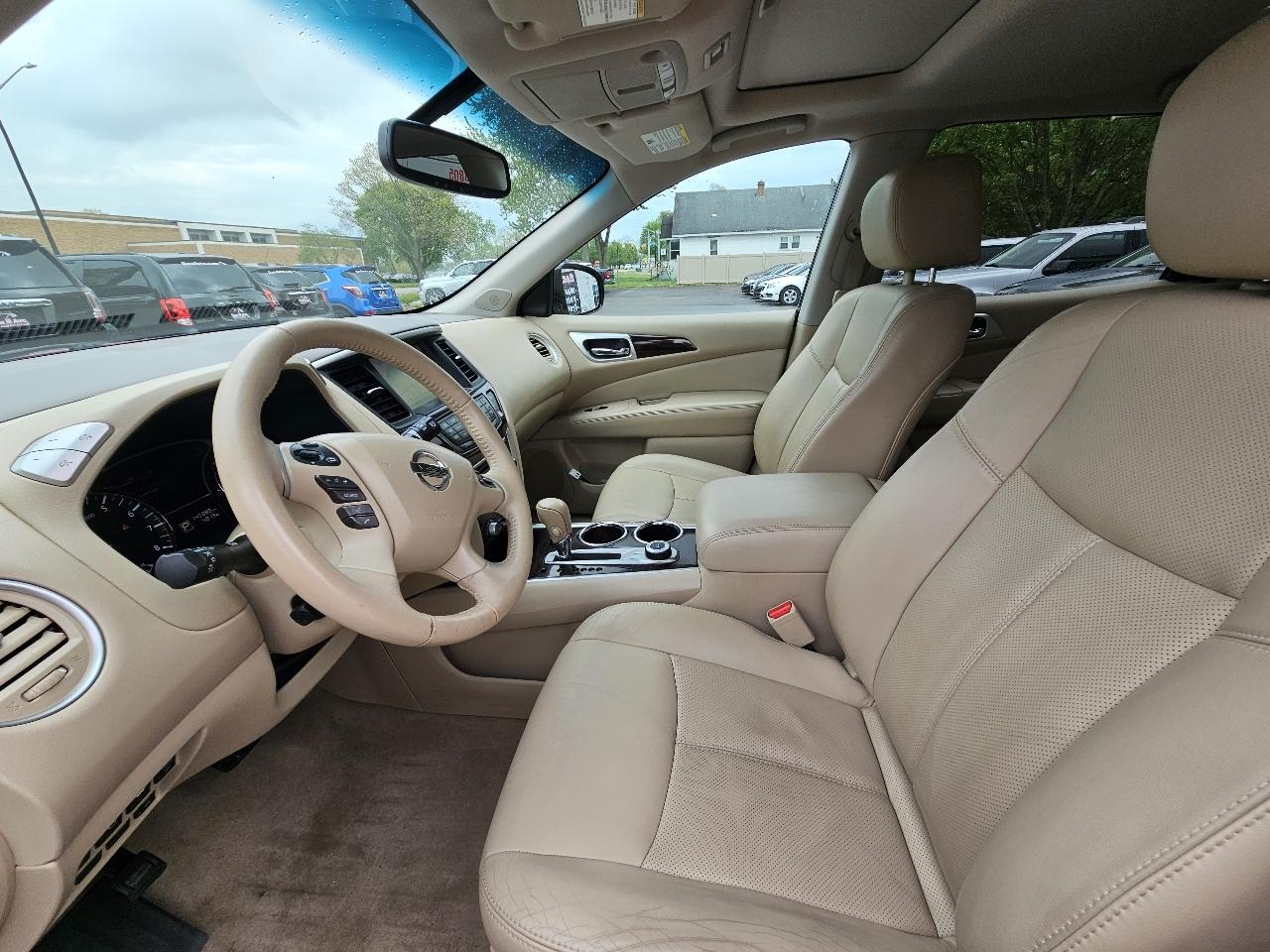 Nissan Pathfinder S 4WD 2014