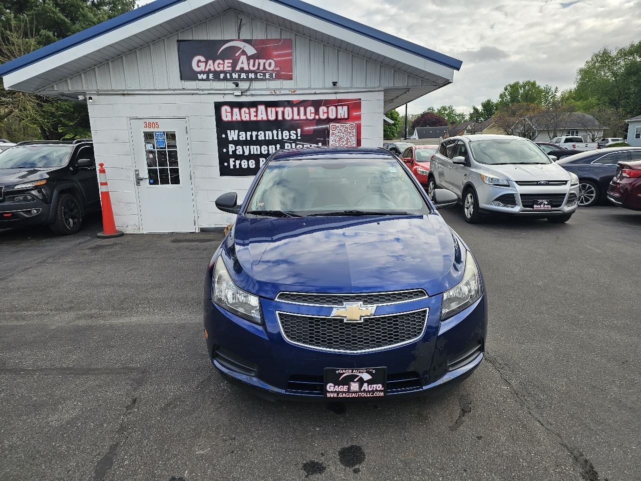 Chevrolet Cruze LS Auto 2013