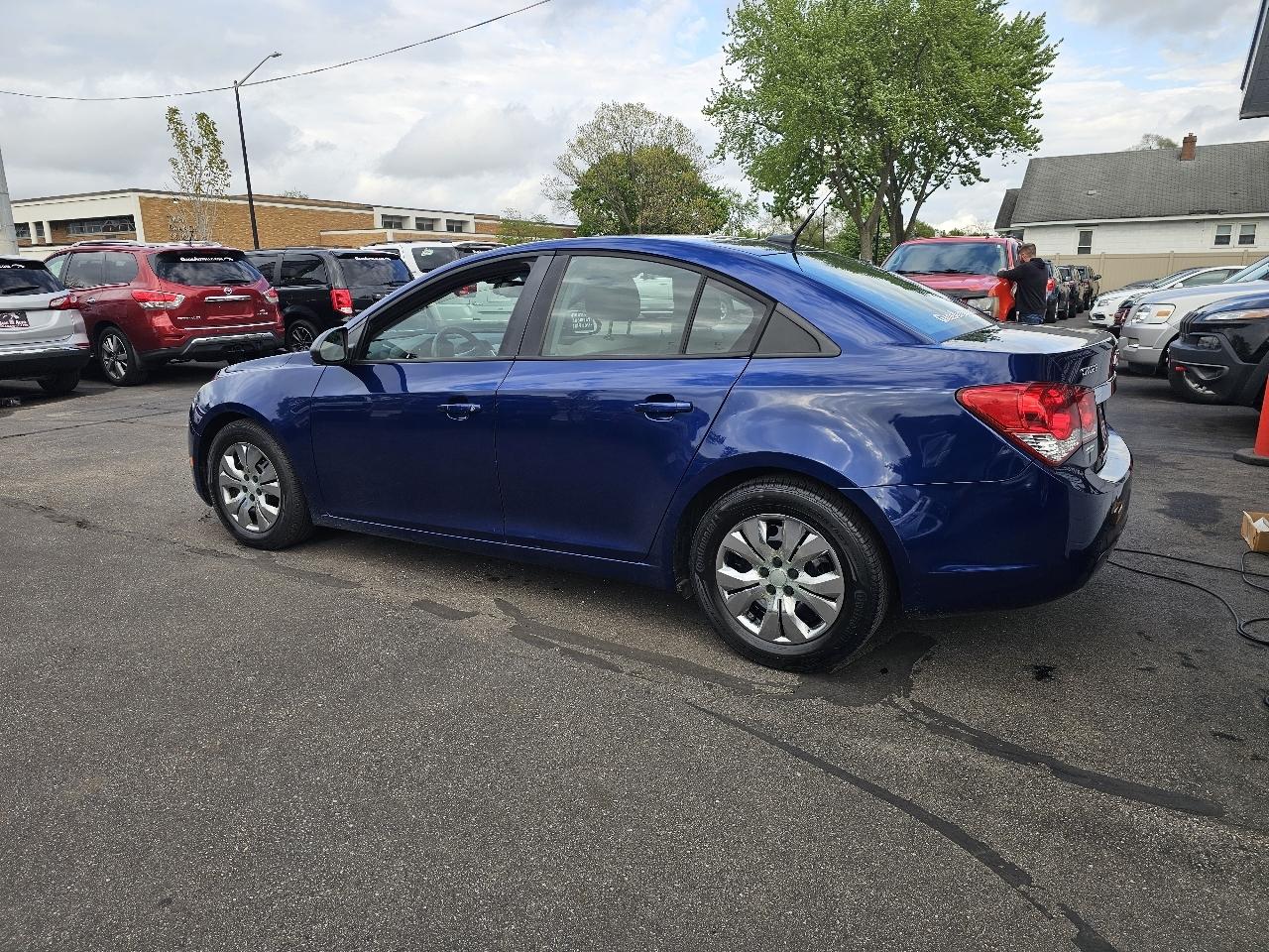 Chevrolet Cruze LS Auto 2013