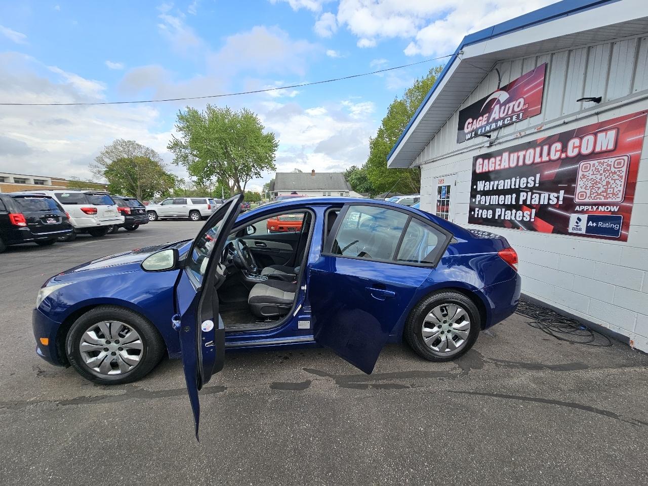 Chevrolet Cruze LS Auto 2013
